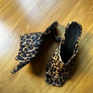 Freda Salvador Marianne Heel